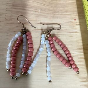 Navajo pink and White Beaded Earrings vintage